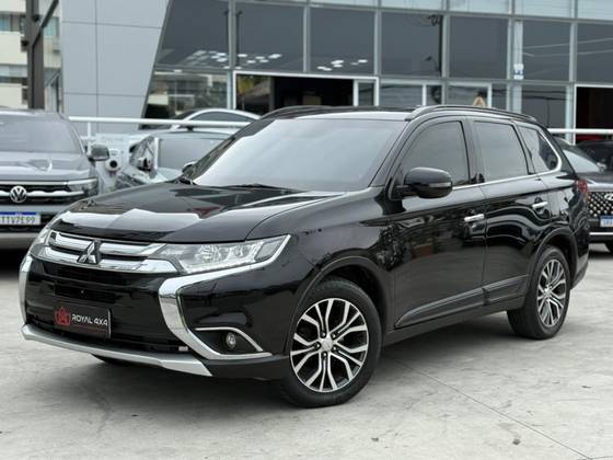 MITSUBISHI OUTLANDER 3.0 GT 4X4 V6 24V GASOLINA 4P AUTOMÁTICO